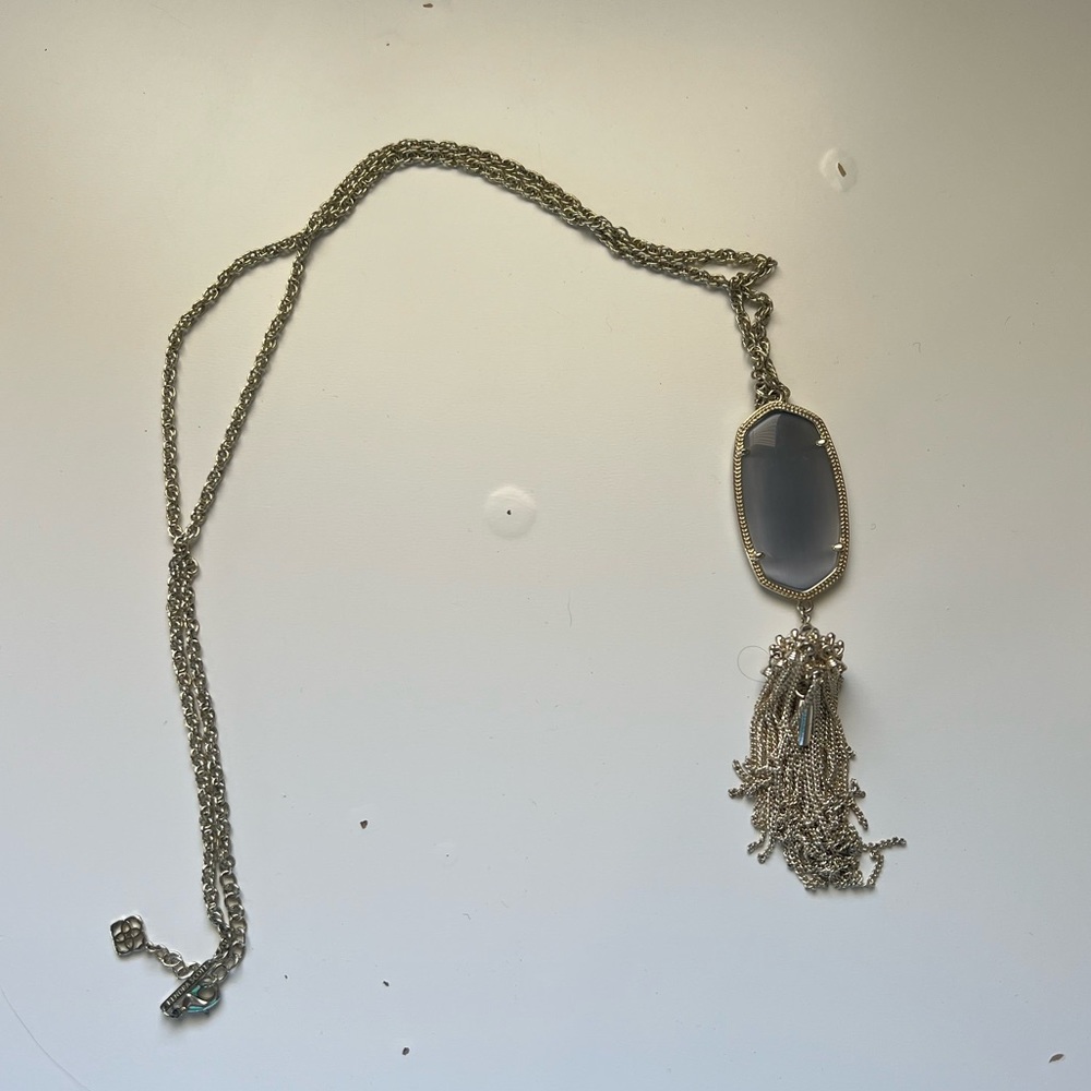 Kendra Scott long necklace
